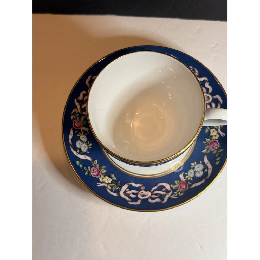 Spode Ribbons & Roses Y8553-P Bone China Teacup Saucer England Blue Gold